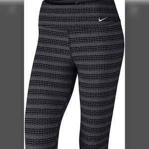 Nike capris!!